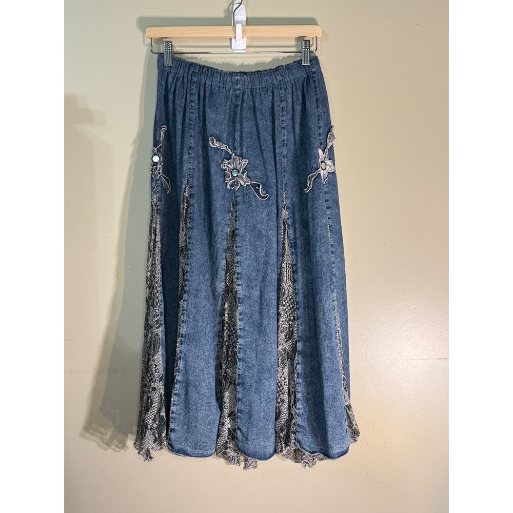 Vintage Denim Lace Godet Maxi Skirt Boho Floral Applique Blue Medium Wash